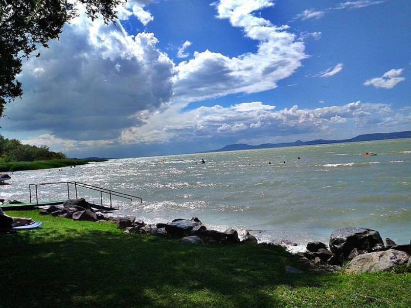 20120716_1565435763475060_1684995460_n